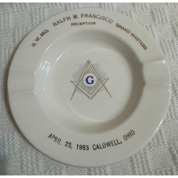 Set of 2 VTG 1960's Masonic Temple Grandmaster Personalized Reception Ashtrays - Picture 5 of 7